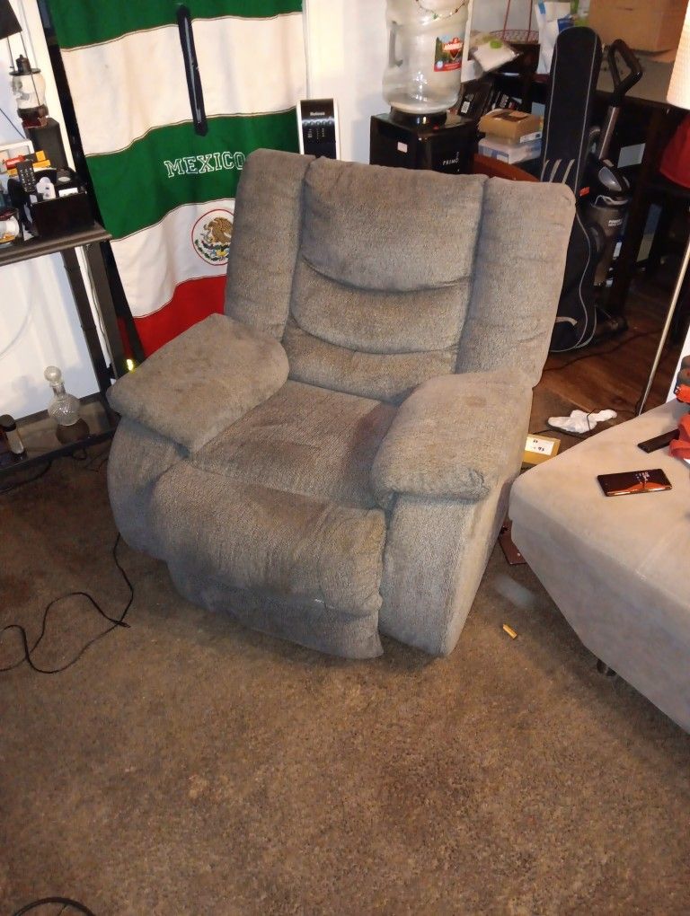 Recliner