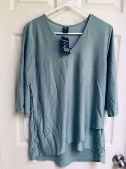 NWT Woman’s s/m tunic top