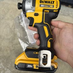 Dewalt XR Impact Driver 3 Speed With 2.0 Battery 