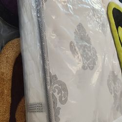 Pillowtop Hybrid Twin Mattress 