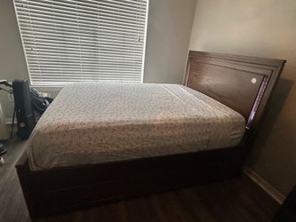 Full size bed with trundle