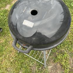 Round BBQ Grill With Wheels 