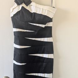 Sophisticated Modern One-Shoulder Flattering Black And White Dress