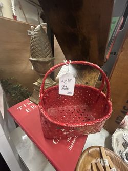 Adorable Little Christmas Basket