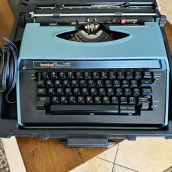 BROTHER CASSETTE ELECTRIC ANTIQUE VINTAGE MACHINE PERFECT CONDITION WITH CASE MÁQUINA DE ESCRIBIR ANTIGUA ELECTRIC PERFECT CONDITION 