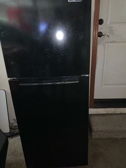 Magic Chef Refrigerator/Freezer