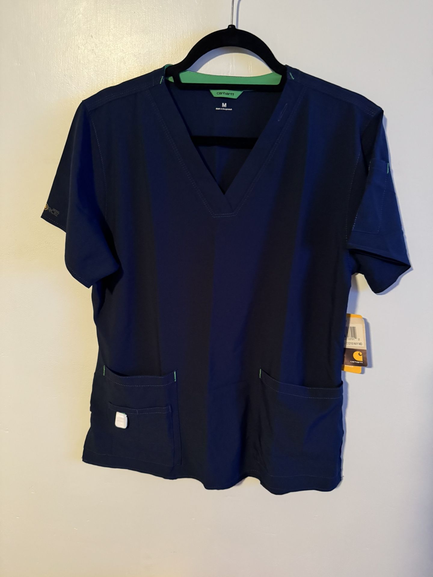 New Carhartt Women’s Scrub tops