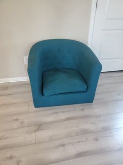 Chair, Teal Color Couch ,no Legs 