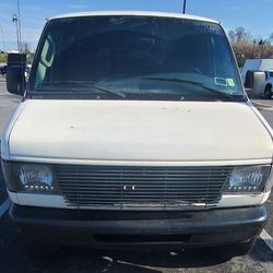 2006 Ford E250 3/4 Ton Econoline Van!!