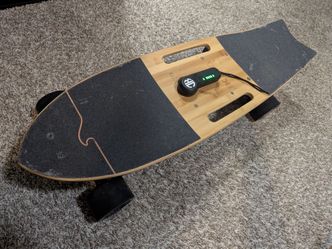 Electric skateboard