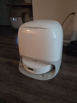 Roborock Qrevo Curv 2 Flow Robot Vacuum and Mop