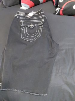NEW MEN TRUE RELIGION SHORTS SIZE 36