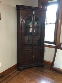 Corner piece like new furniture