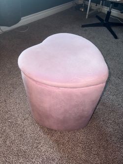 Pink Velvet Hello Kitty Heart-Shaped Vanity Stool