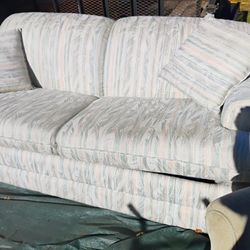 Lazy Boy Sleeper Sofa Excellent Condition $80 Delivery Is Available