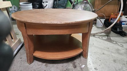 Wood Round Coffee Table 