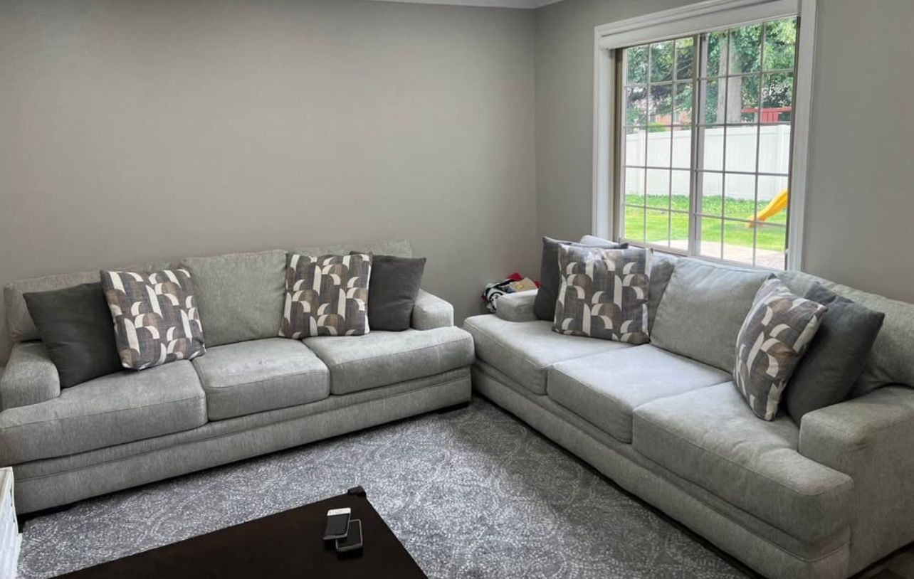 2 Beige Sofa’s