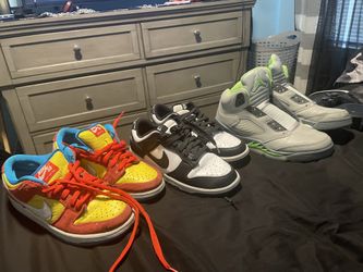 No Box For None Of Them And No Sole For The Dunks Size 6,5 For Yellow Dunks Size 7,5 Pandas Size 8 For 5s
