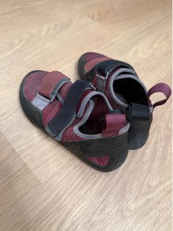5.5 climbing shoes