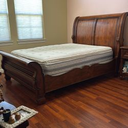 Bedroom Queen Size Set With Nightstand 