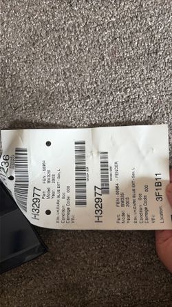 BMW 325i fender left