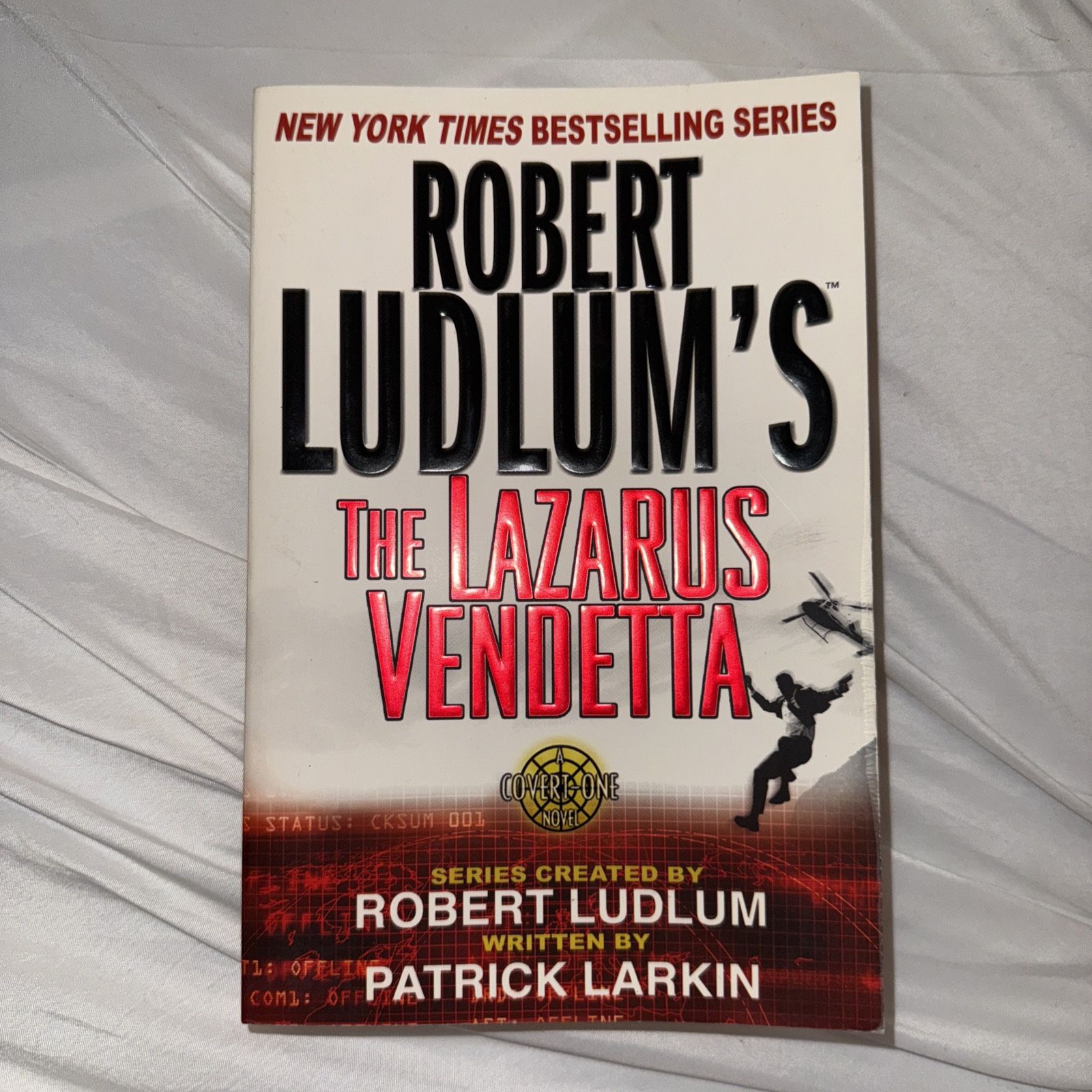 The Lazarus Vendetta by Robert Ludlum Trade Paperback Book Covert-One Series