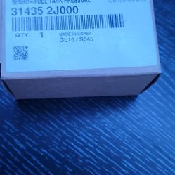 Genuine Oem 314352J000 Part Fuel Tank Pressure Sensor For Hyundai Kia 2009-2015