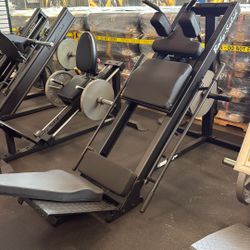 Body Solid - Leg Press - Hack Squat Combo - Lifetime Warranty