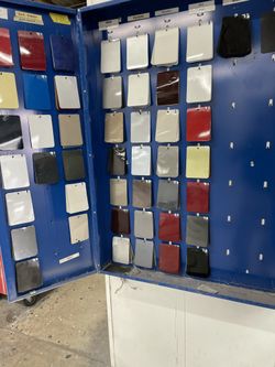 Sikkens Spray Out Are Cabinet For Color Matching Cards