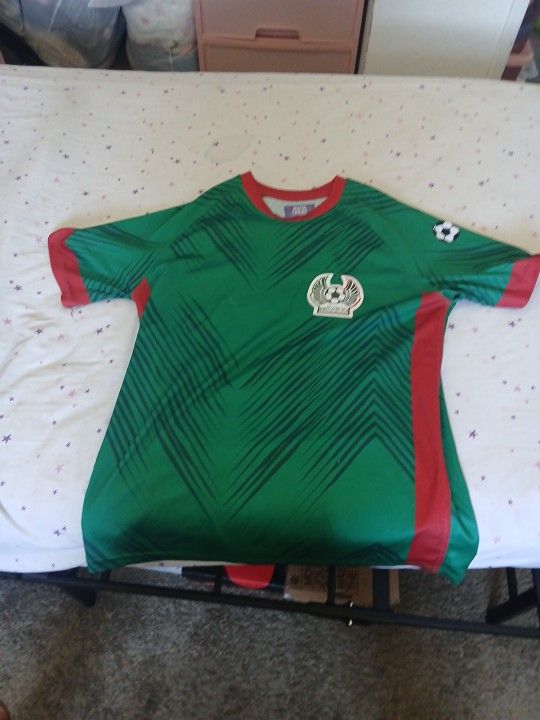 Brand, Juego DEL Mundo Size Small.