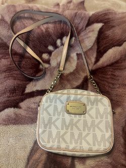 Michael Kors small purse