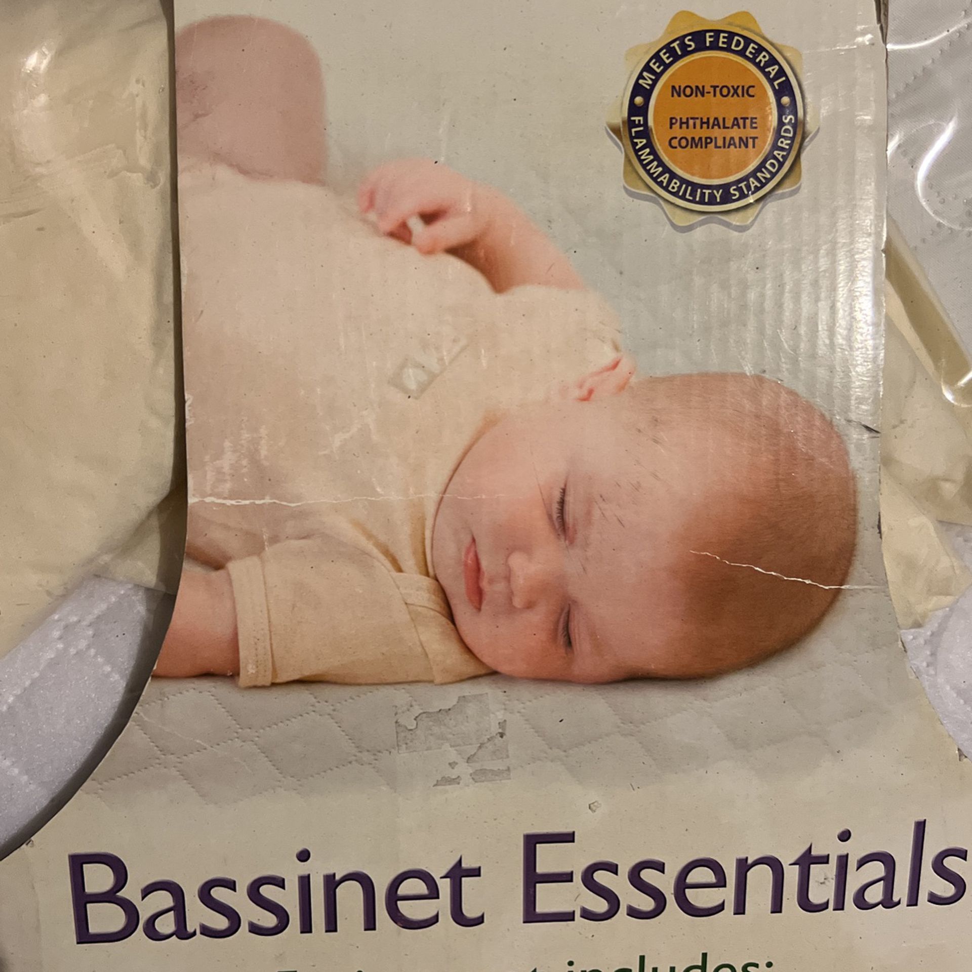 Bassinet Essential 5 Pieces Set