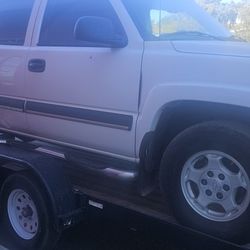 2004 Chevy  Tahoe  Parts
