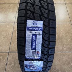 235/70/16 A/T Nuevo Set De Llantas 