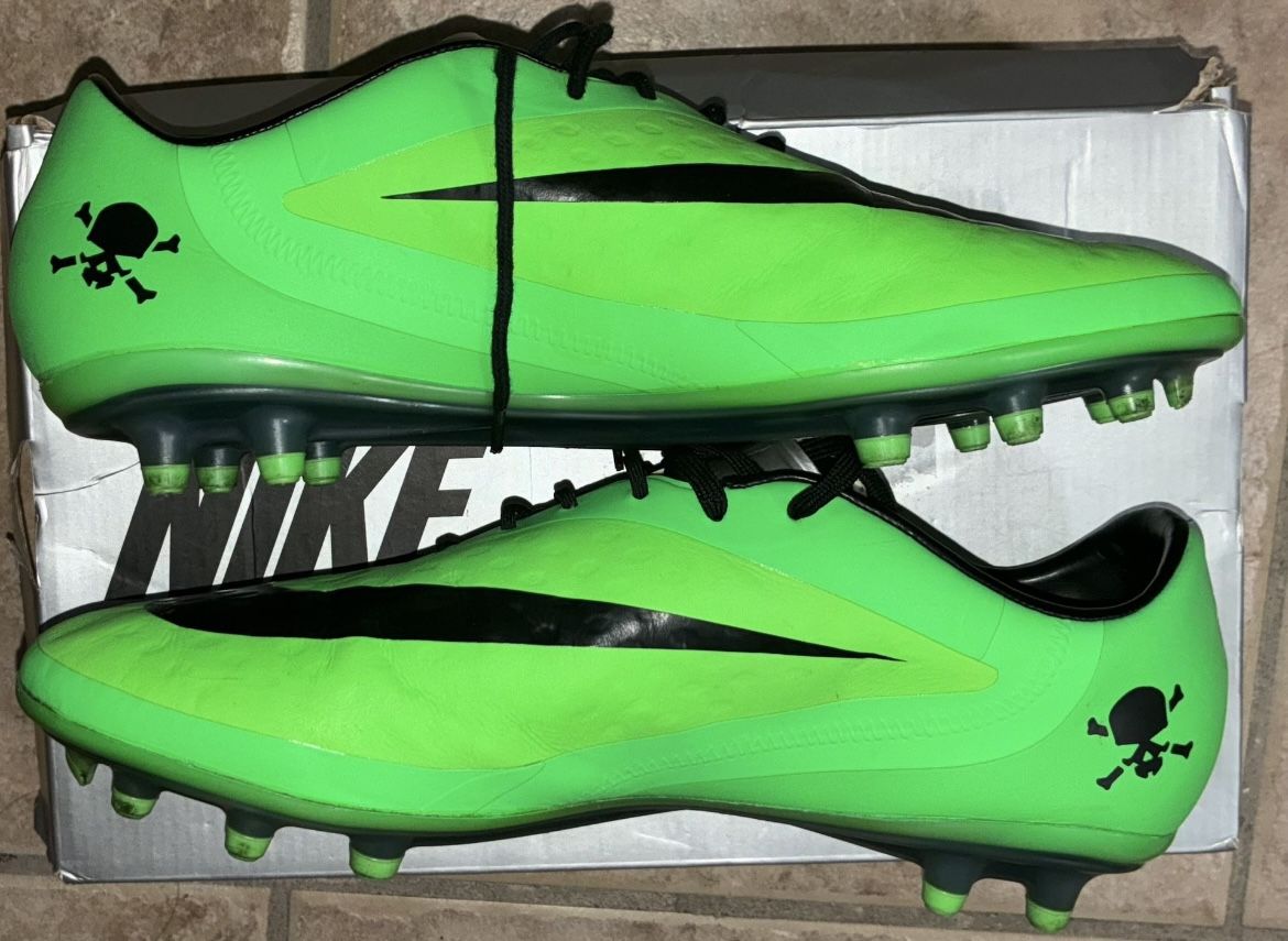 Nike Hypervenom Soccer Men Cleats Size US 10.5