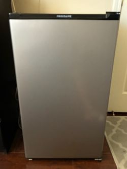 Frigidaire  3.3  cubic ft.