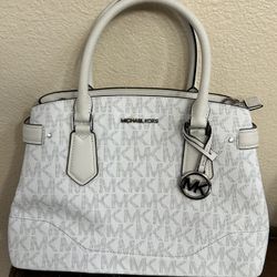 Women’s Handbag 