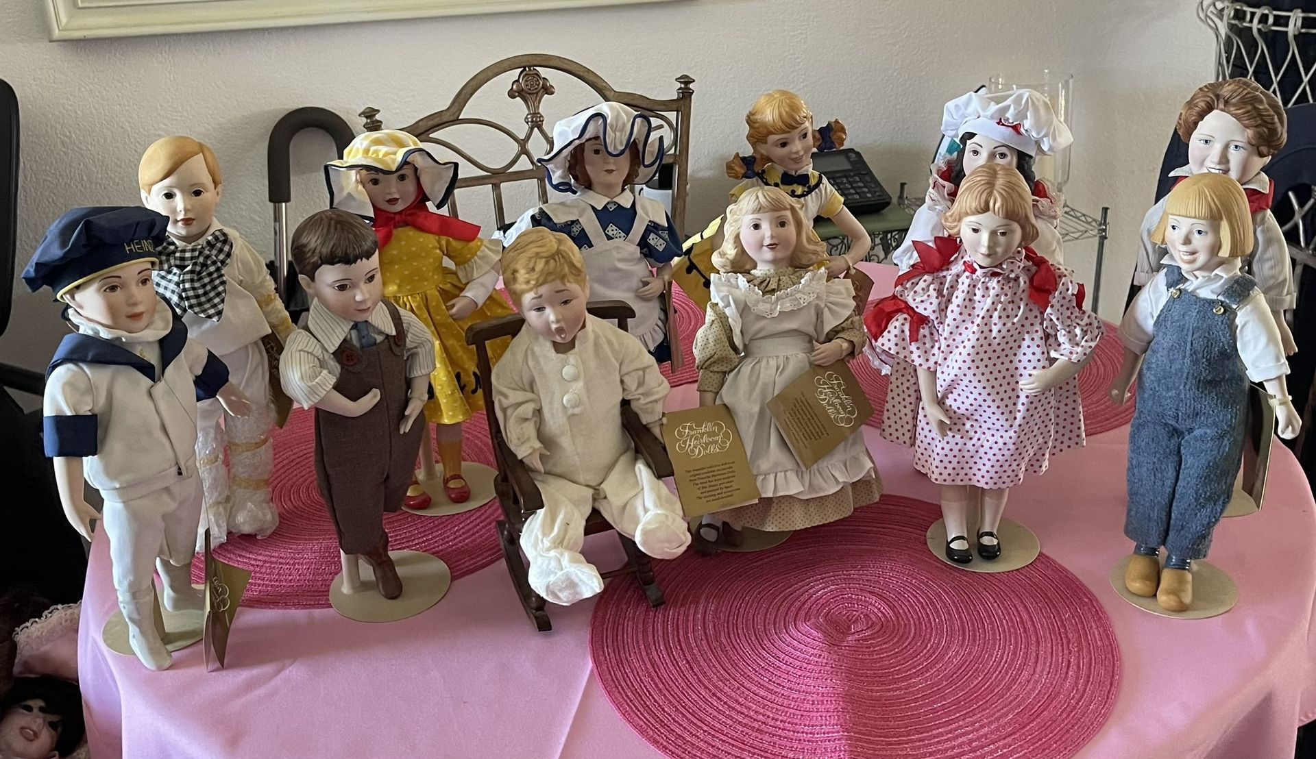 Franklin House Collectibles And Figurines