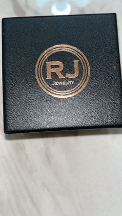 Silver Chain. (RJ Jewelry)