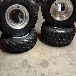 Complete Yamaha Wheel Set W/Dunlop Dirt Tires 