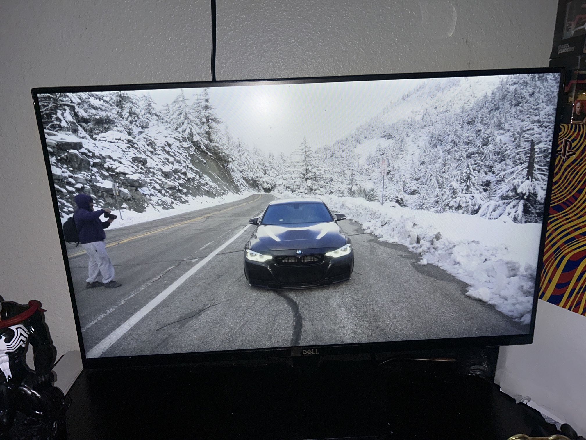 27 Inch Dell Monitor