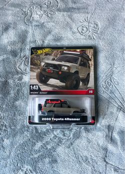 Hot Wheels Premium Real Riders 1:43 Scale Diecast 2000 Toyota 4Runner