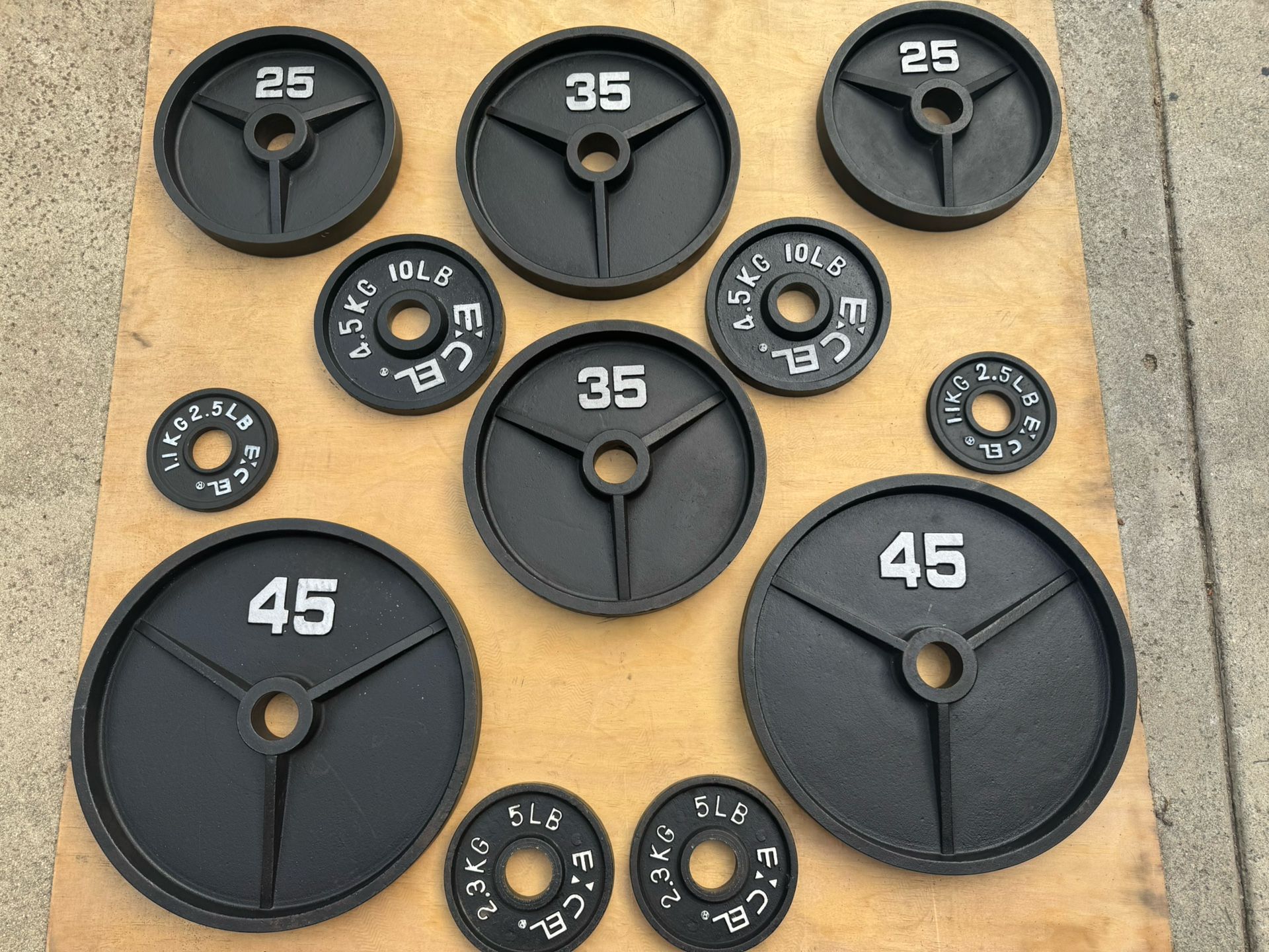 Olympic Weight Set 245 Lbs