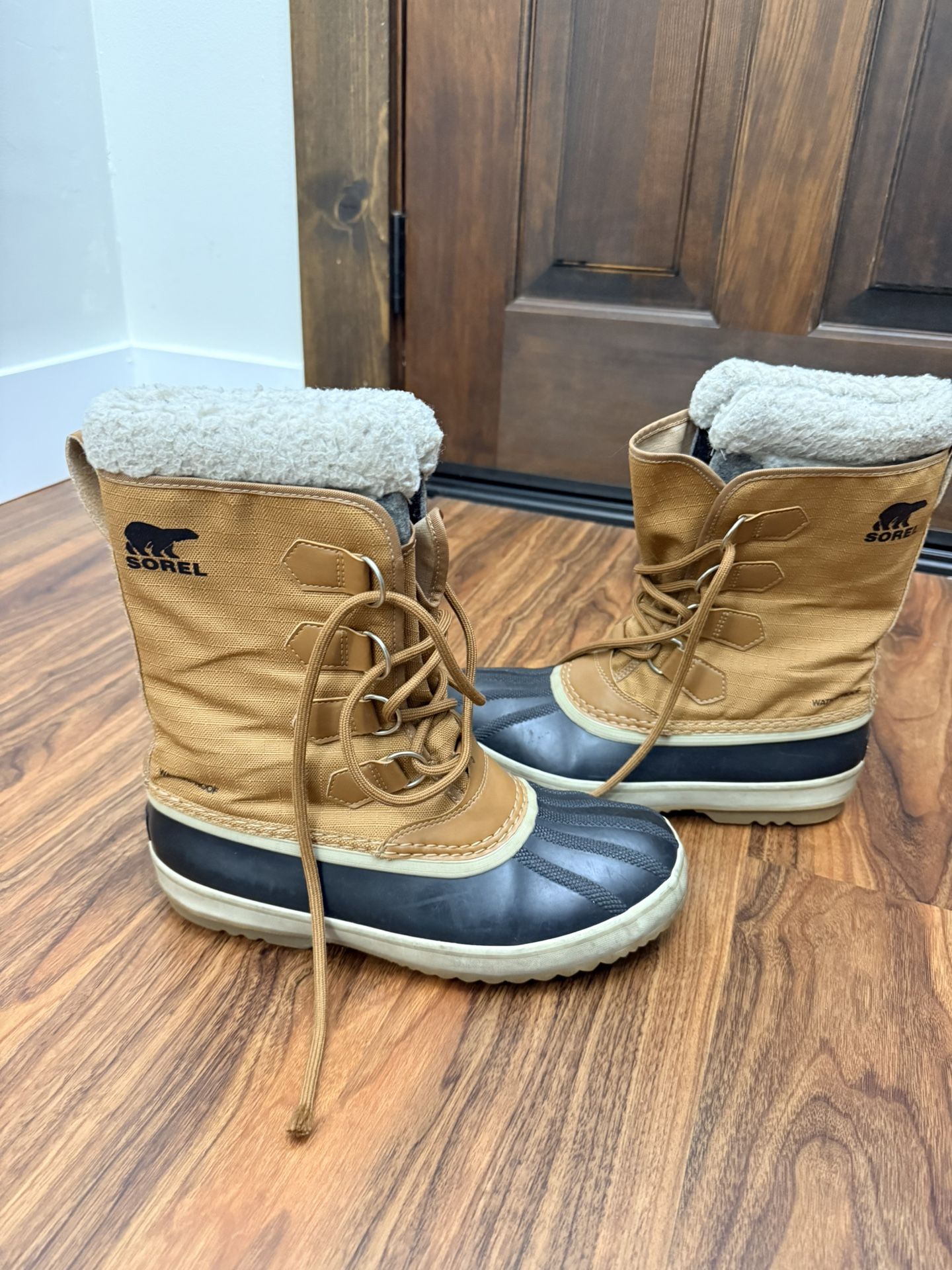 Men’s Sorel Snow Boots Size 8