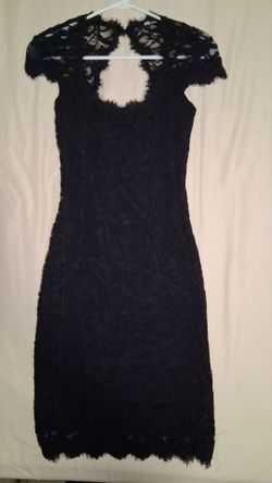 Size 3/4 lace cap sleeve dress