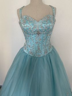 Mary’s XV dress