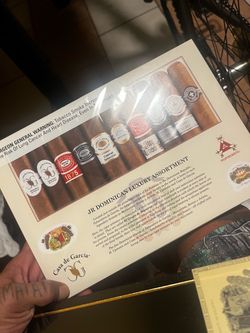 JR Dominican Luxury Assortment cigar sampler box containing an array of well-known Dominican cigar brands.Featured BrandsCasa de GarcíaRomeo y Julieta