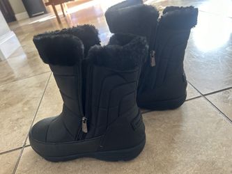 $25 Waterproof Snow/All Weather Boots 9w