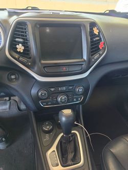 2017 Jeep Cherokee