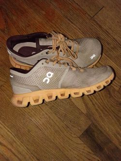Size girl youth 7 size shoes new balance and brooks for sale or trade.